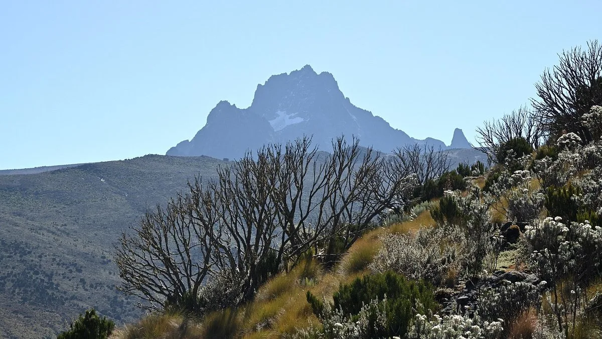 Hébergements du Mont Kenya : lodges et refuges